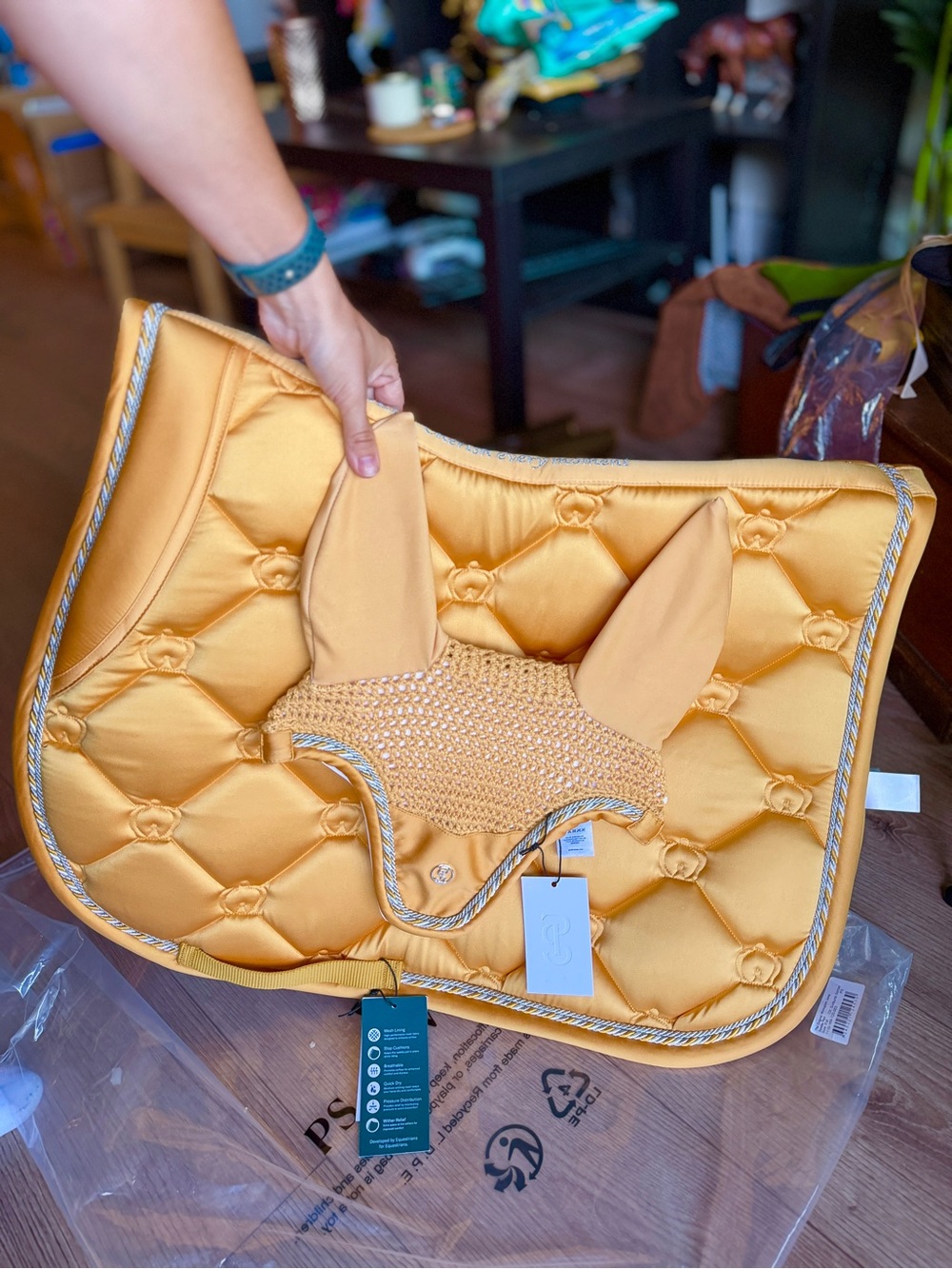 PS of Sweden yellow Sunburst sorbet set of Saddle Pad and Matching Ear Bonnet - Picture 3 of 7